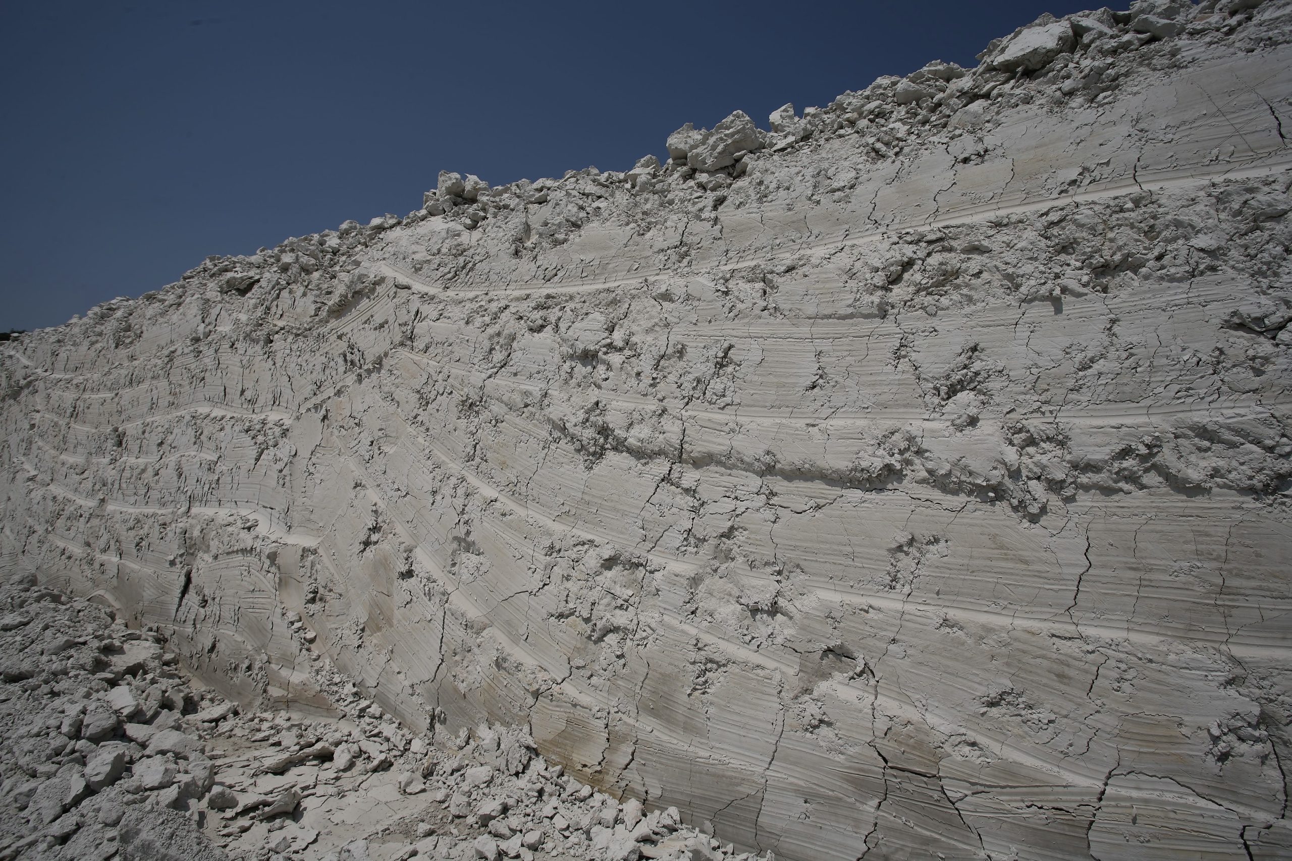 Кар'єр вогнетривкої глини - територія кар'єру