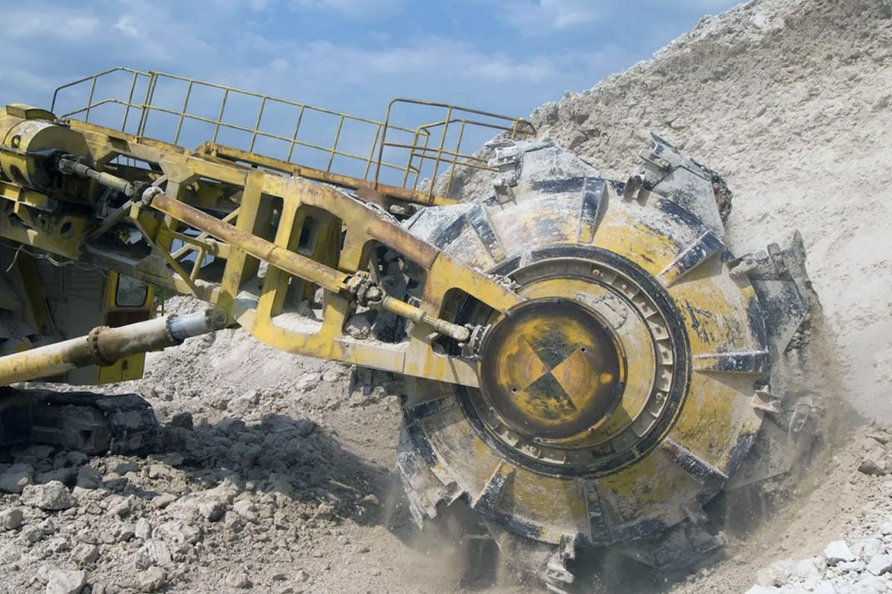 Кар'єр тугоплавкої глини - загальний вид